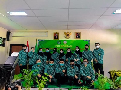 Foto Bersama Wali kelas dan Panitia Pelepasan Siswa Siswi MTsN 4 Tangerang Tahun Pelajaran 2020/2021