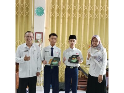Peserta Didik yang telah mengkhatamkan tadarus quran (Pembiasaan tadarus sebelum pembelajaran di mul